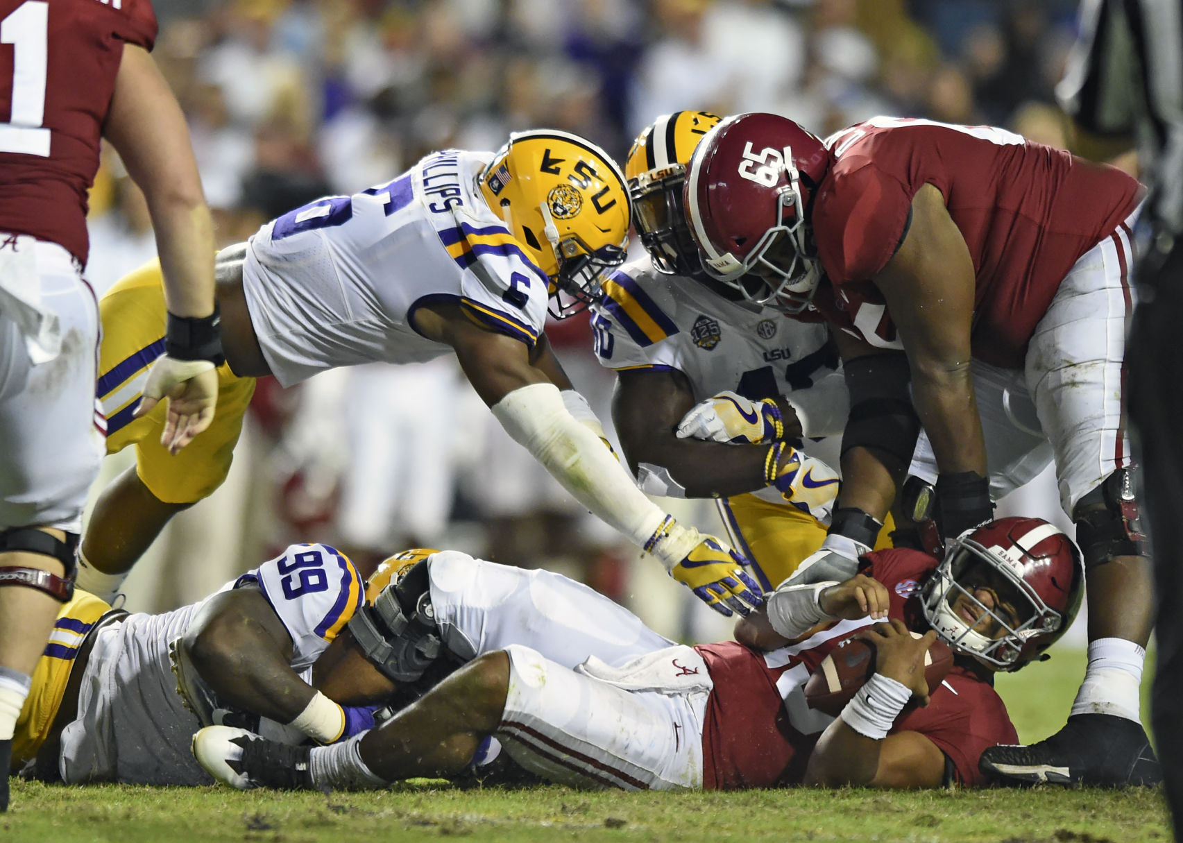 lsualabamafootball.110418_1981